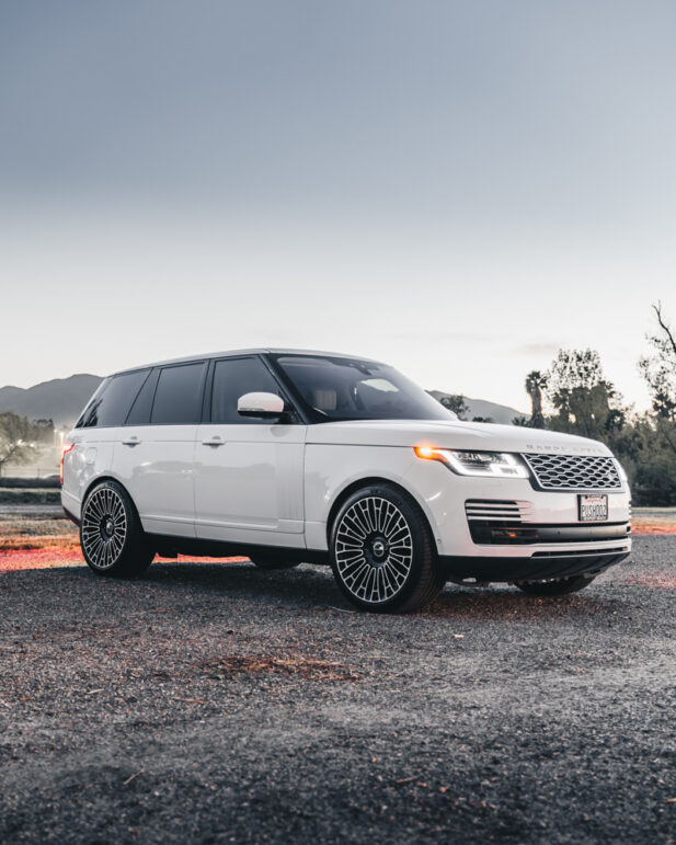 White Land Rover Range Rover - Brixton Forged™