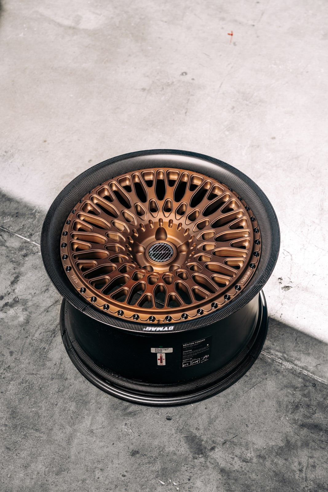 bronze-forged-wheels-brixton-forged-tr20-carbon-dymag-wheels
