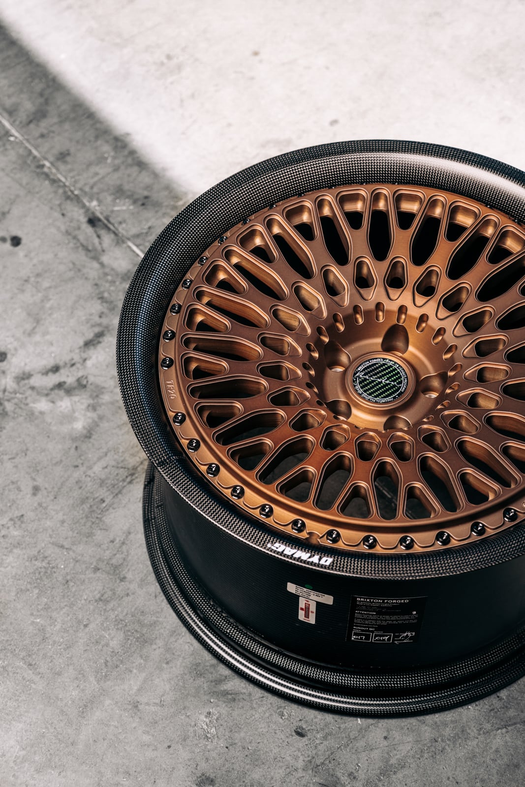 bronze-forged-wheels-brixton-forged-tr20-carbon-dymag-wheels
