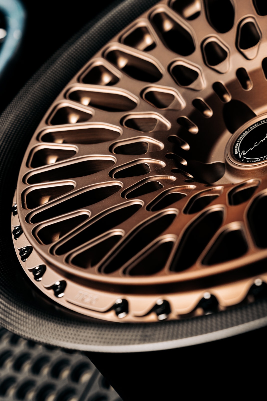 bronze-forged-wheels-brixton-forged-tr20-carbon-dymag-wheels