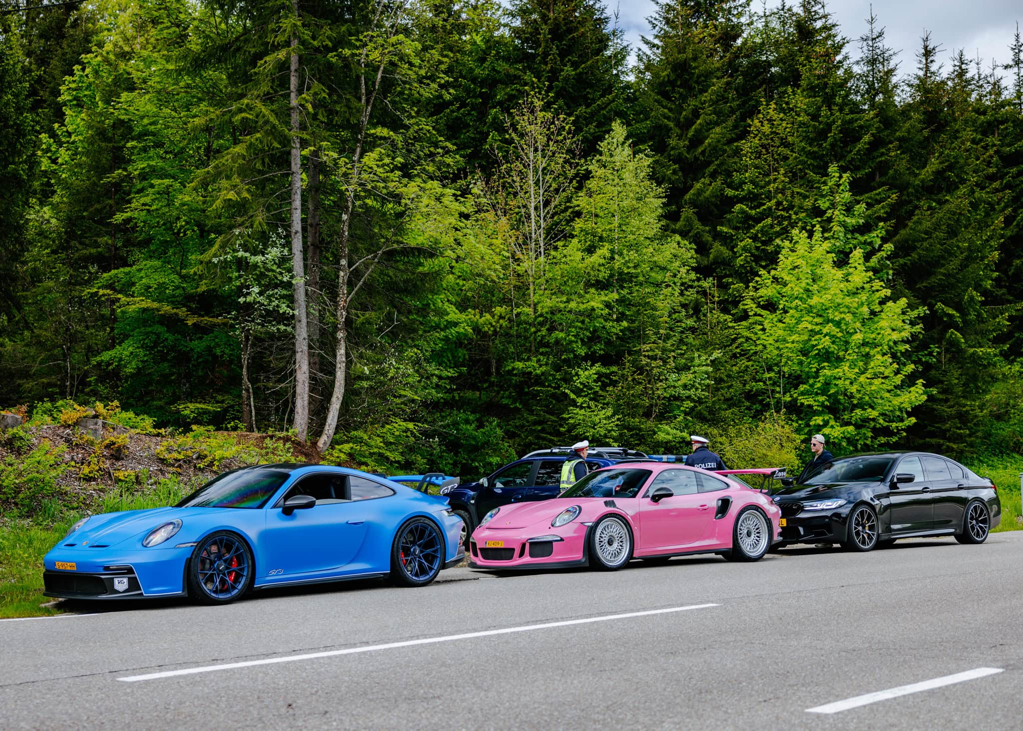 991-porsche-gt3rs-pink-brixton-forged-tr20-circuit