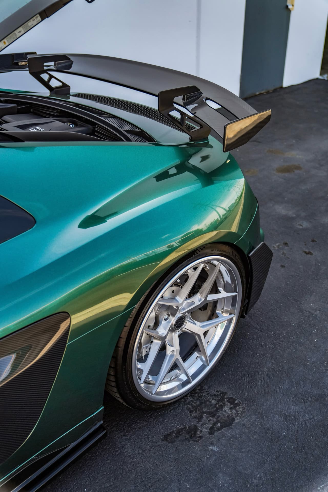 green-audi-r8-brixton-forged-pf7-targa