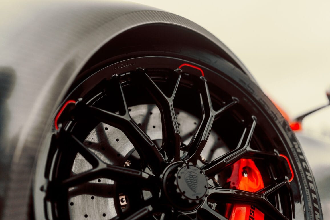 Carbon Koenigsegg Jesko Absolut - Brixton Forged™