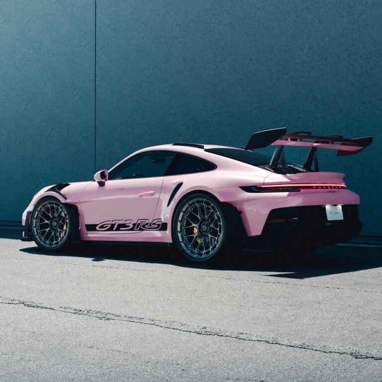 porsche-992-gt3-rs-pink-brixton-forged-wheels-tr08-aero1-hastings-blue