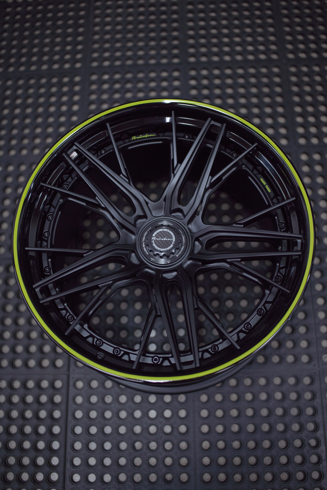 brixton-forged-fde05-targa-series-3-piece-wheels-porsche-lindengreen-black-wheels