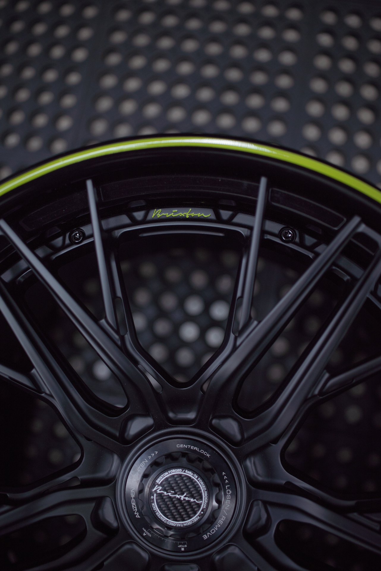 brixton-forged-fde05-targa-series-3-piece-wheels-porsche-lindengreen-black-wheels