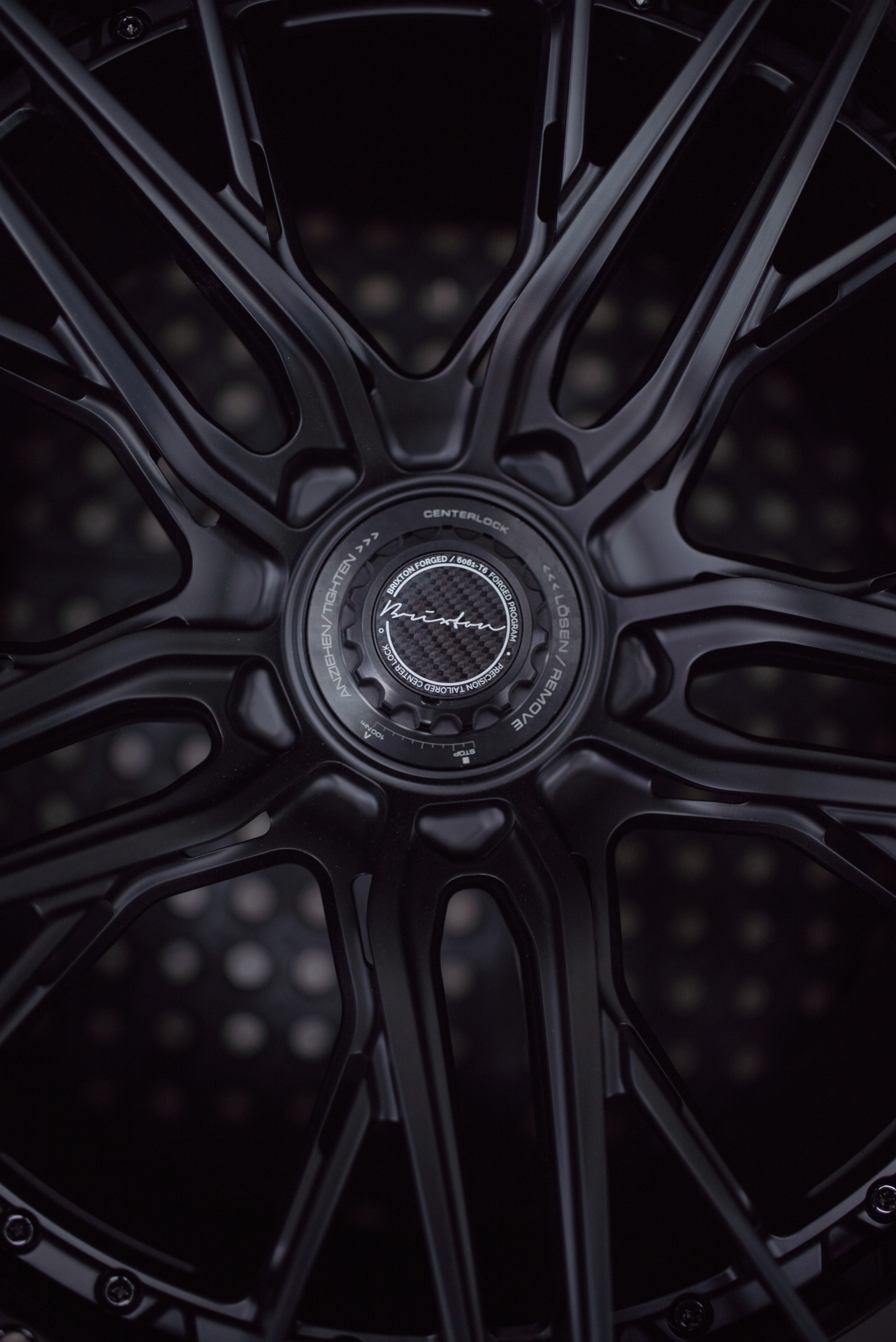 brixton-forged-fde05-targa-series-3-piece-wheels-porsche-lindengreen-black-wheels