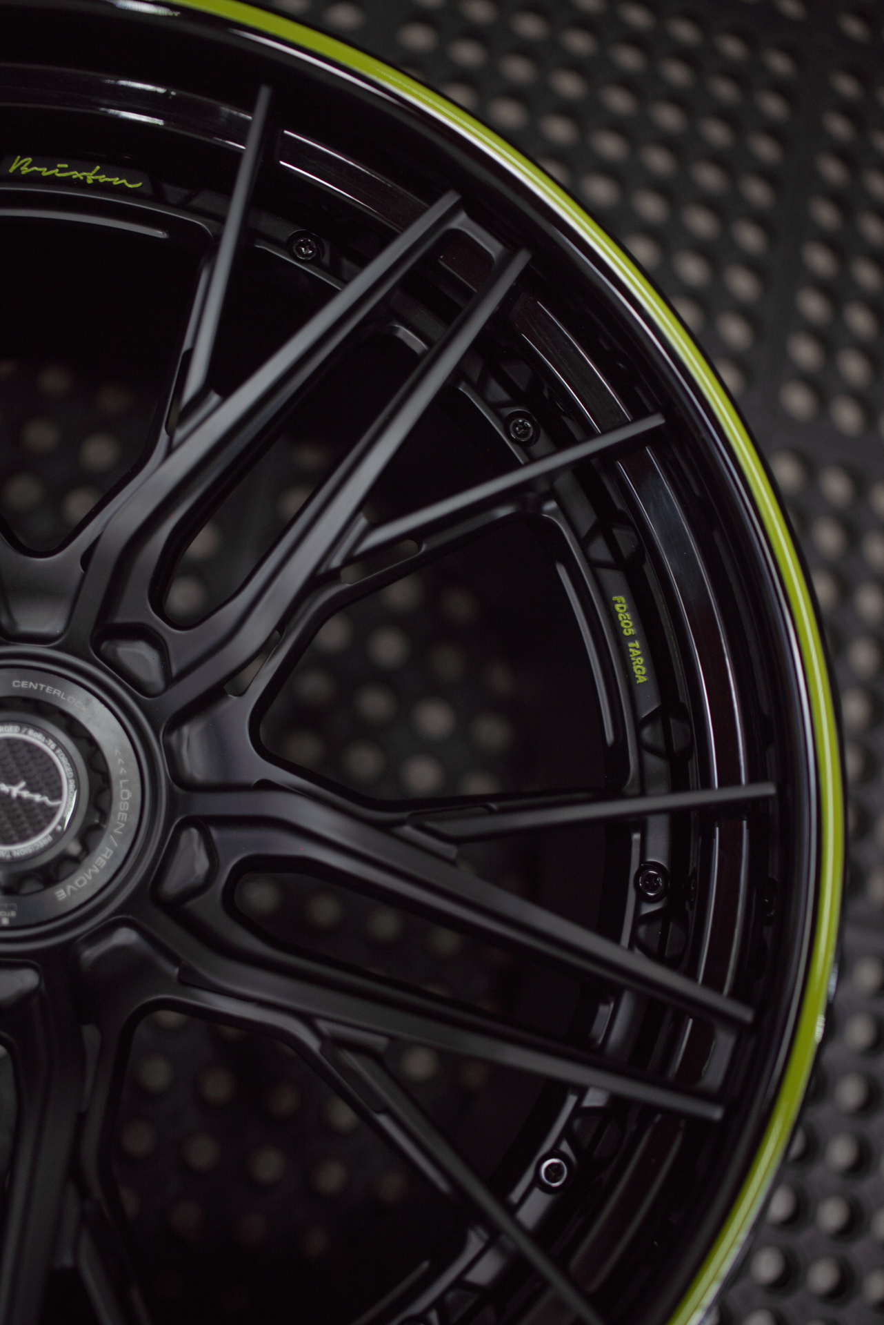 brixton-forged-fde05-targa-series-3-piece-wheels-porsche-lindengreen-black-wheels